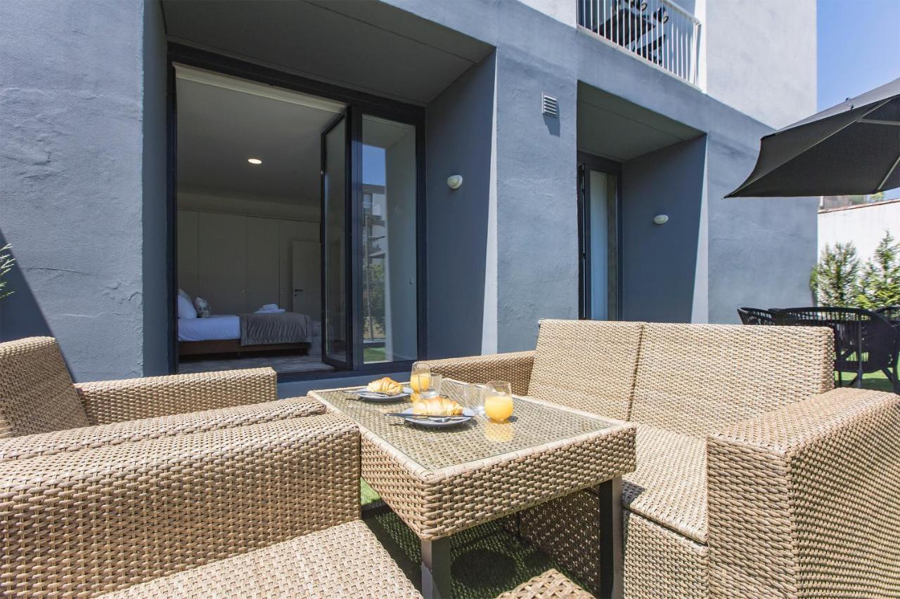 Superb 1Br Flat W/ Garden, Ac & Free Parking By Lovelystay Порто Екстериор снимка